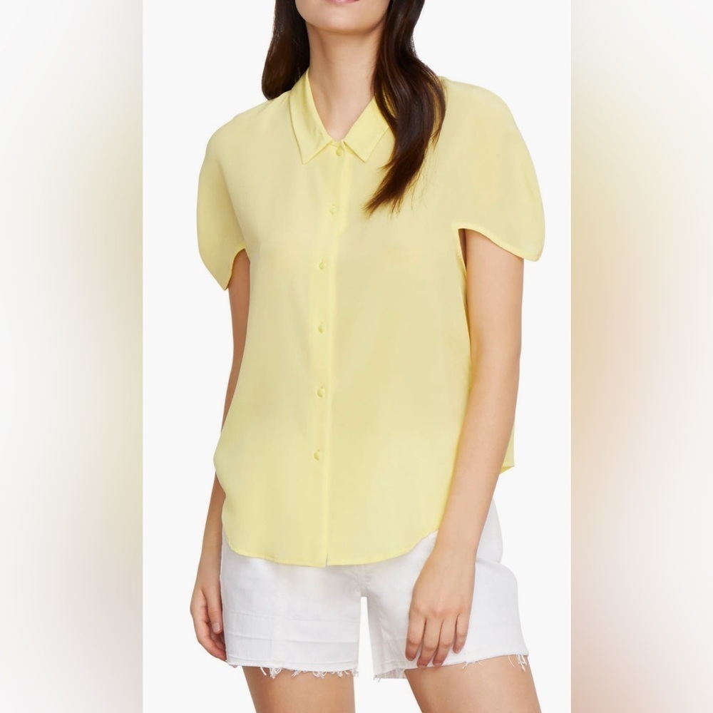 NWT HABITUAL Lennon Silk Blouse Lemon Verbena Yellow Short Sleeve Button Medium